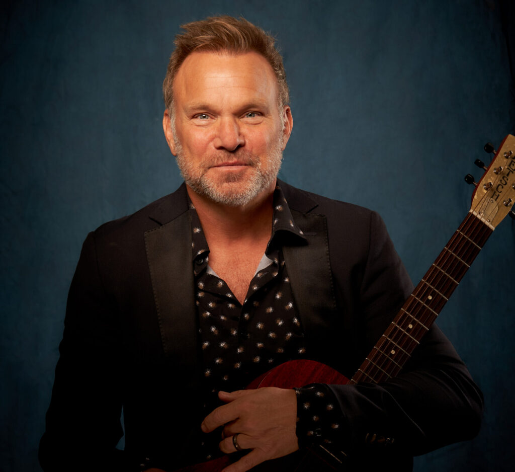 Norbert Leo Butz